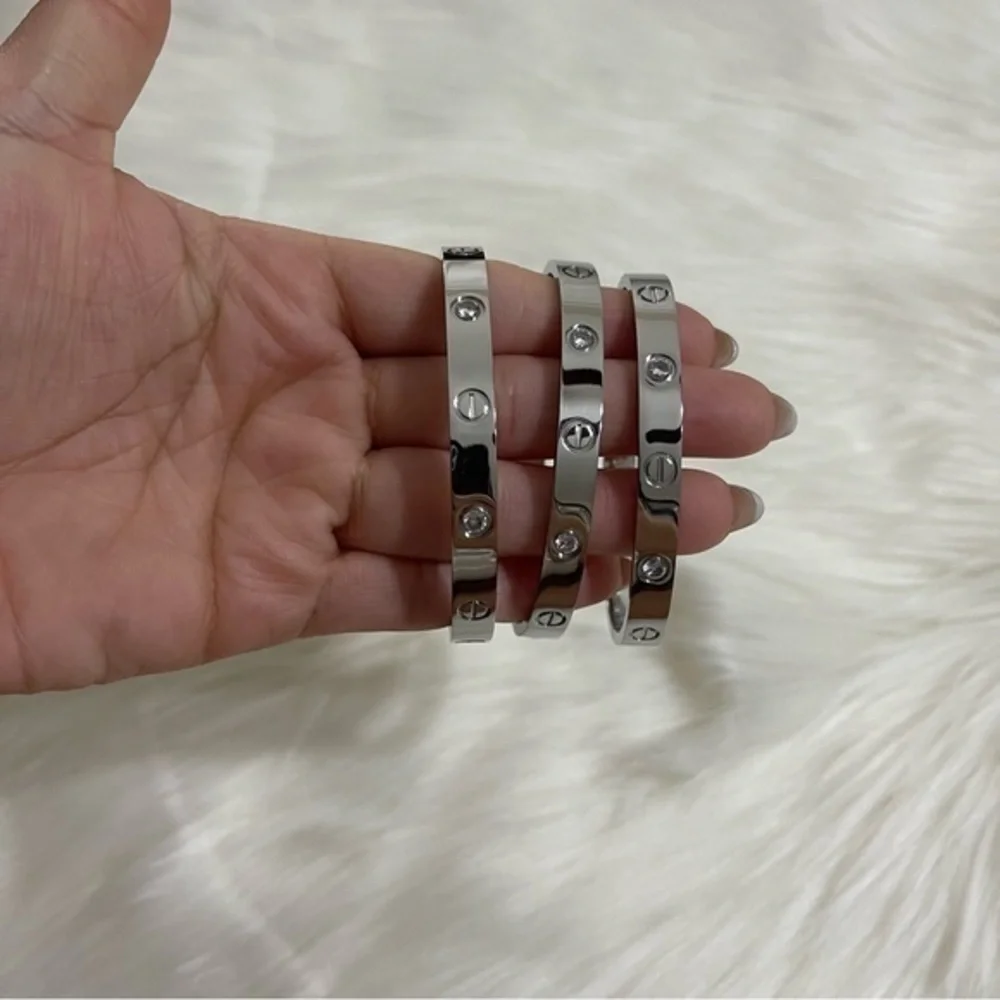 Generic Stainless Steel Screw Cuff Bangle Bracelet with 4 Stones and Screwdriver